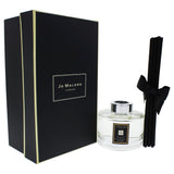 Diffuseur Jo Malone Poire Anglaise Freesia — idéal pour créer une ambiance chaleureuse dans le salon.