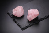 Quartz rose brut irrégulier Jovivi, parfait pour polissage et fabrication de bijoux.
