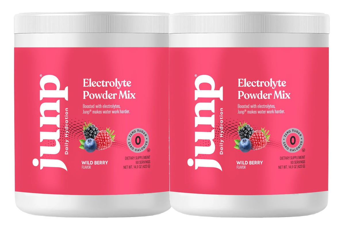 JUNP Electrolytes en poudre saveur fruits sauvages pour une hydratation agréable.