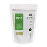 K-Herb poudre feuille de mûrier dans bouteille, pratique pour infusions quotidiennes.