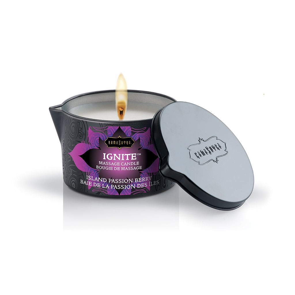 KAMA SUTRA Ignite Bougie Massage Coco se transforme en huile chaude pour massage.