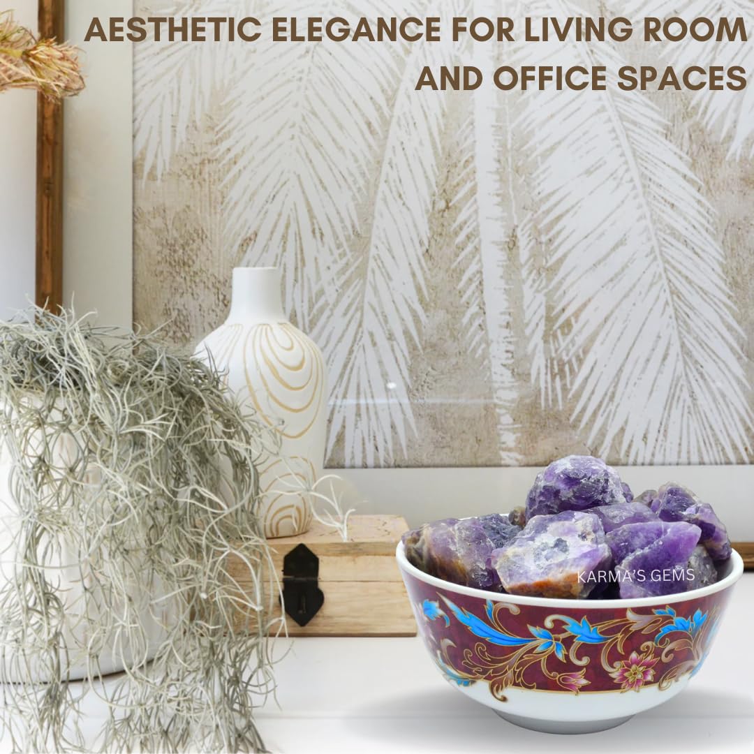 Karma Gems Améthyste brute, morceau clair, parfait pour la décoration intérieure élégante.