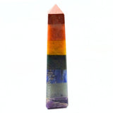 Karma Gems tour cristal sept chakras obélisque, énergie propice à la méditation et équilibre des chakras.