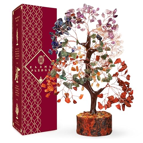 KARMAPLEDGE Arbre des 7 chakras sur socle bois, harmonie décorative et énergie positive.