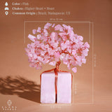 KARMAPLEDGE Arbre quartz rose – branches en cuivre, esthétique artisanale et raffinée.