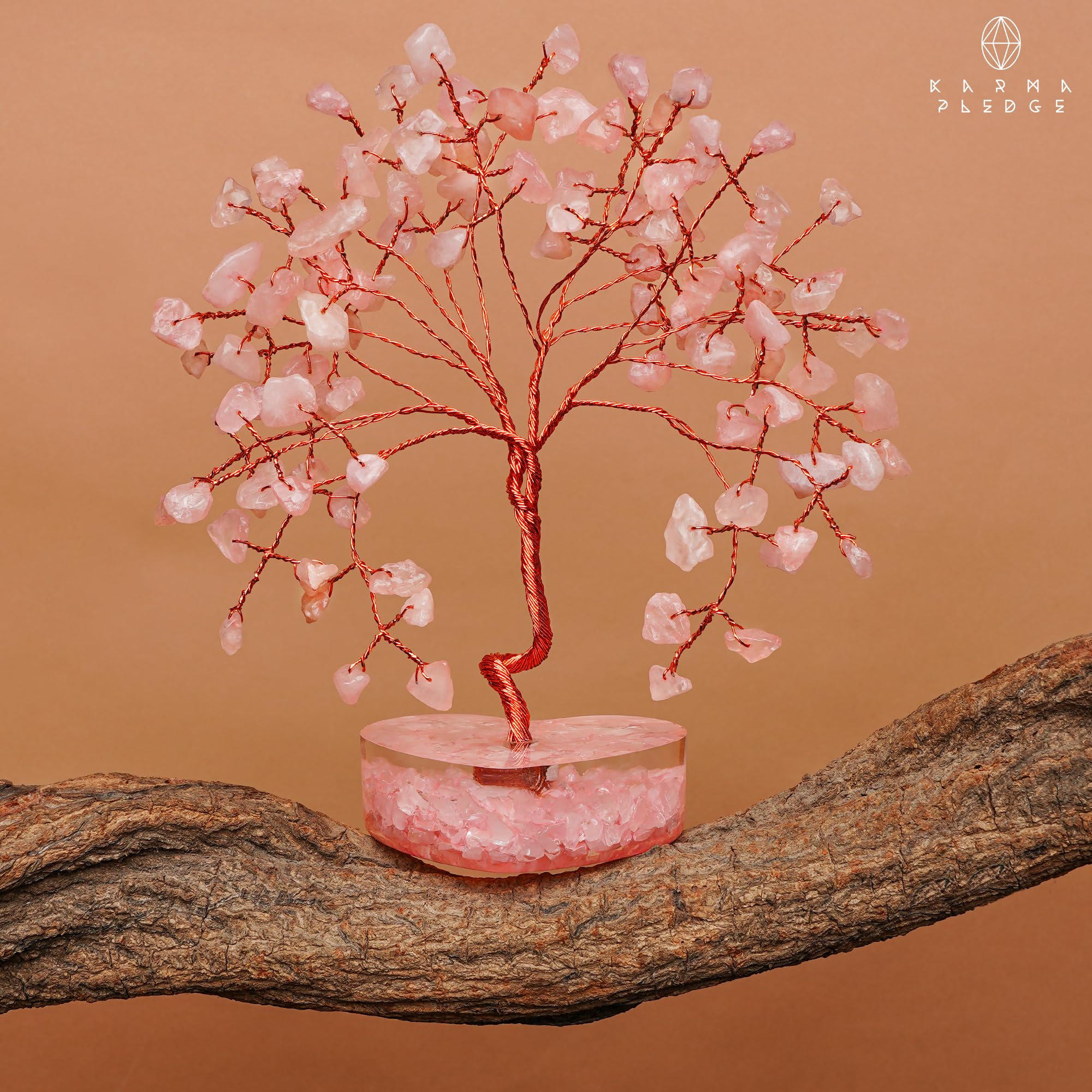 KARMAPLEDGE atelier rose-quartz arbre-de-vie, pièce artisanale pour espace inspirant.