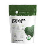 Kate Naturals Spiruline en poudre dans un smoothie riche en protéines et nutriments.