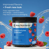 Key Nutrients sachets électrolytes bleu-framboise, format pratique pour entraînements.