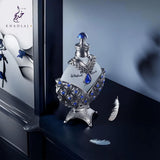Khadlaj Hareem Al Sultan Blue — Étui élégant pour un rangement sûr et raffiné.