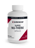 Kirkman Super Nu-Thera en bouteille, capsules visibles, pour un apport quotidien en vitamines et minéraux.