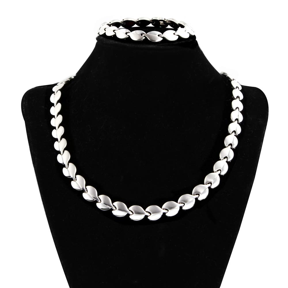 KYOSI design collier-magnetique feuille argent – style minimaliste et raffinement.