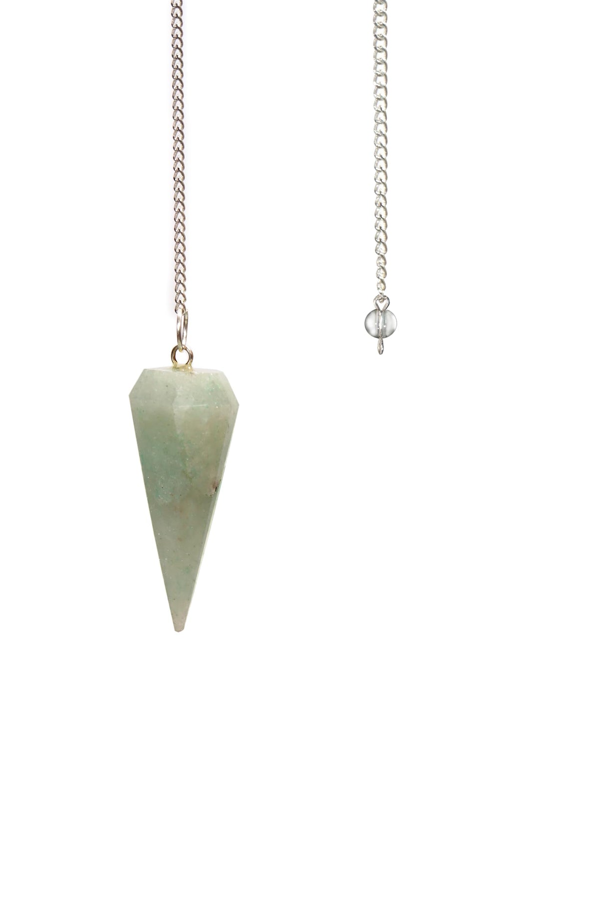 Pendule L PEDRA & CRYSTAL en quartz vert avec chaîne, outil précis pour la radiesthésie.