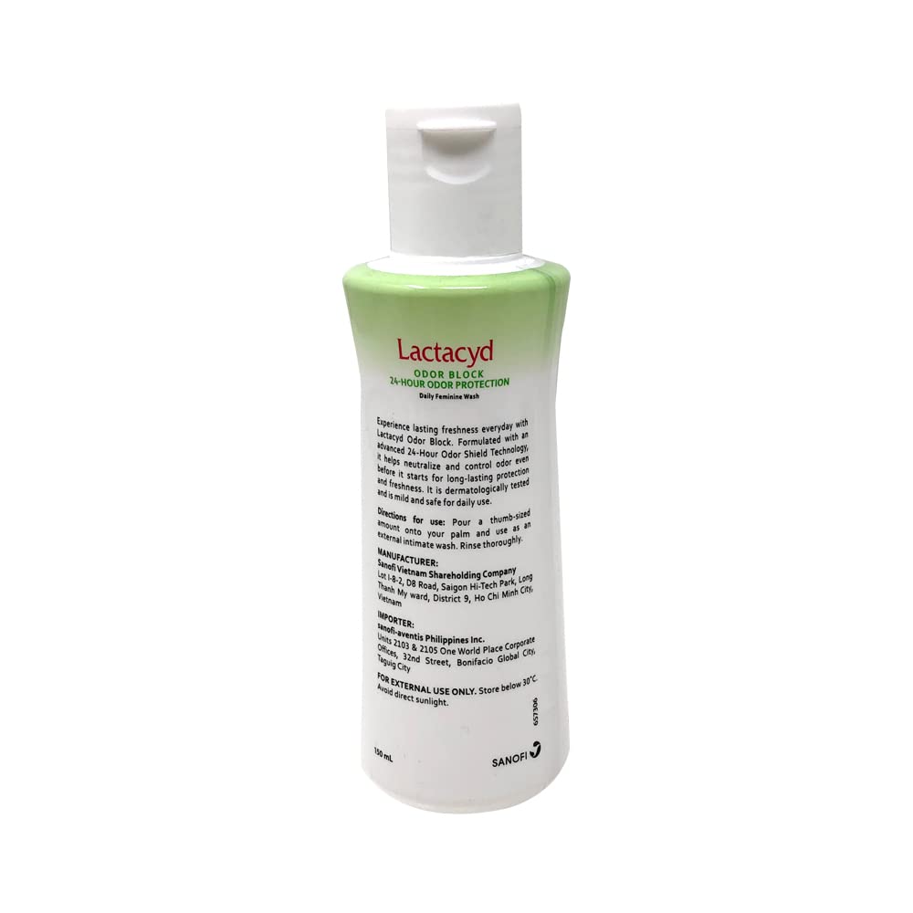 Verser Lactacyd Fraîche dans la main pour une mousse délicate.