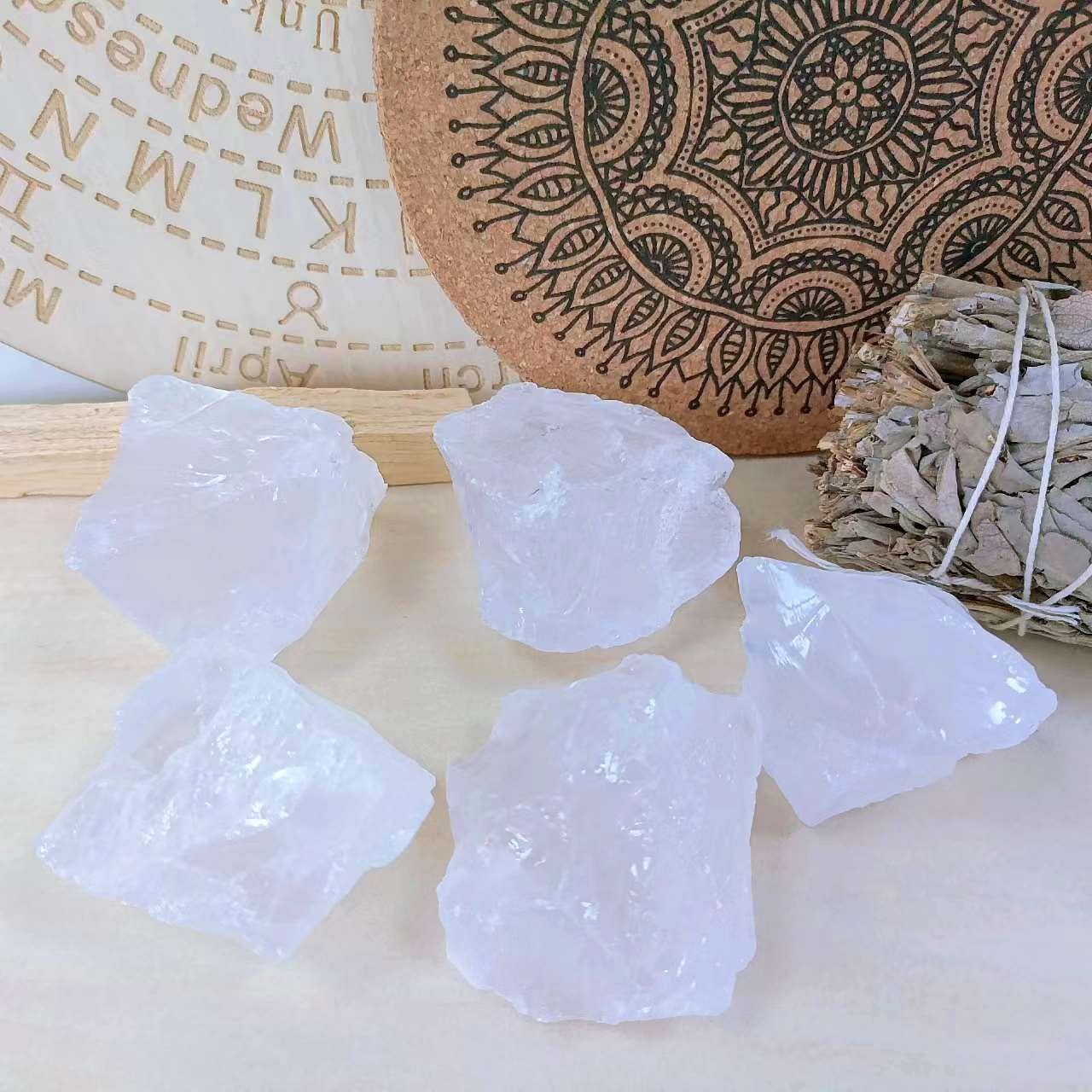 Laidanla quartz clair brut pour polissage et créations artisanales