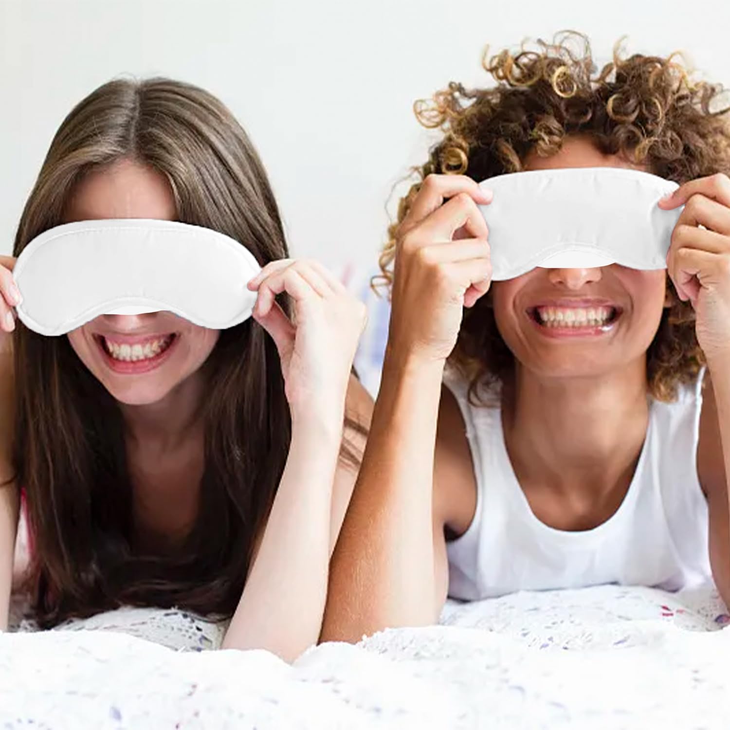 Masque LAPOHI avec support nasal, bloque la lumière pour un repos plus confortable.