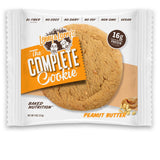 Lenny & Larry's The Complete Cookie Beurre de Cacahuète, texture moelleuse idéale pour une pause gourmande.