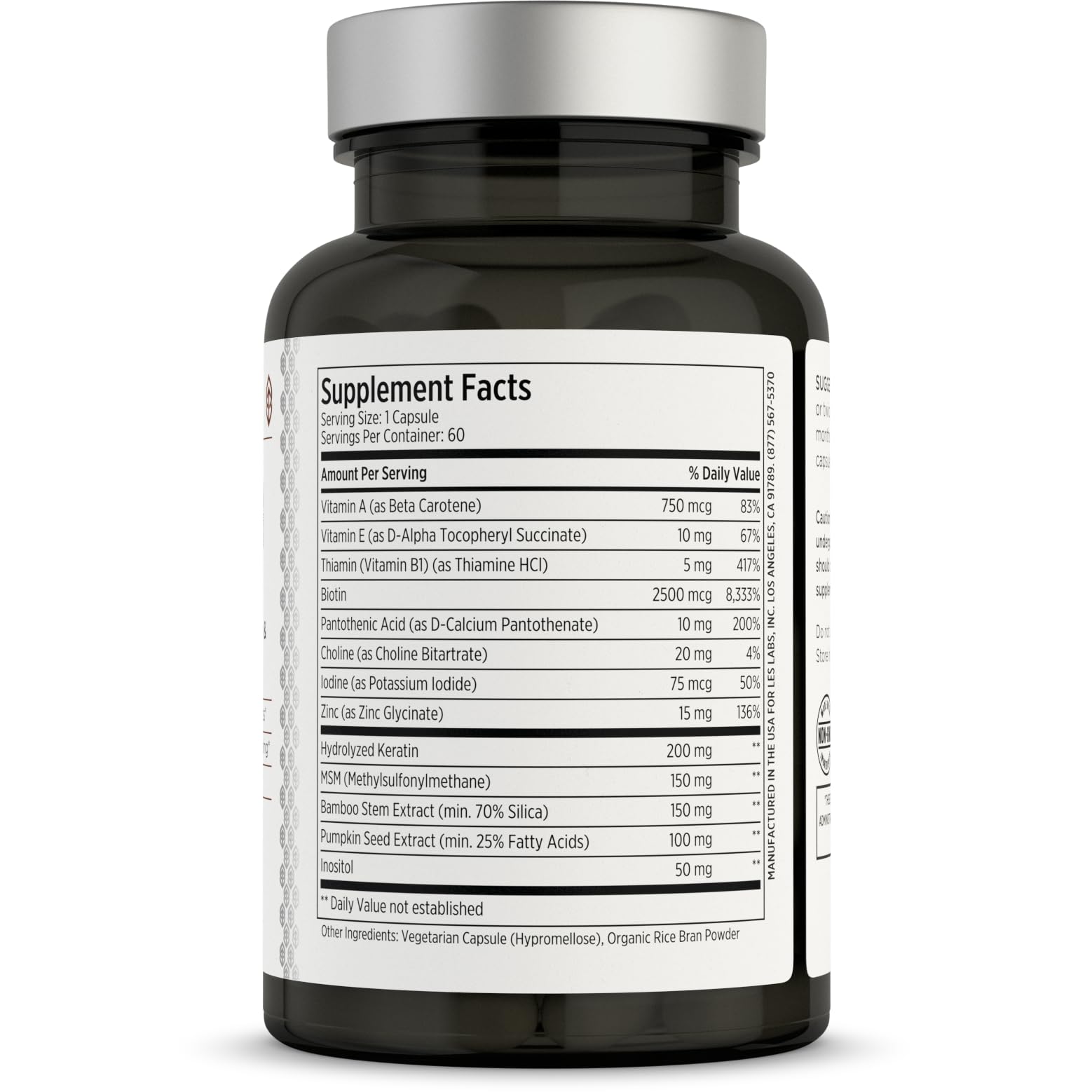 LES Labs capsules cheveux-ongles – peut favoriser la solidité des cheveux et des ongles.