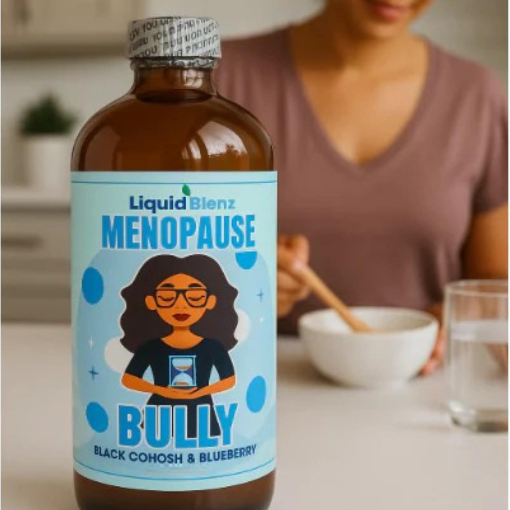 Utilisation quotidienne LIQUID BLENZ Menopause Bully, flacon-dose prêt à l’emploi.