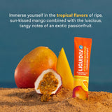 Liquid I.V. Hydration Multiplier Mango Passionfruit, verse dans l'eau pour une hydratation pratique