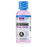 Menthe douce du rinçage Listerine Total Care apporte une fraîcheur légère.
