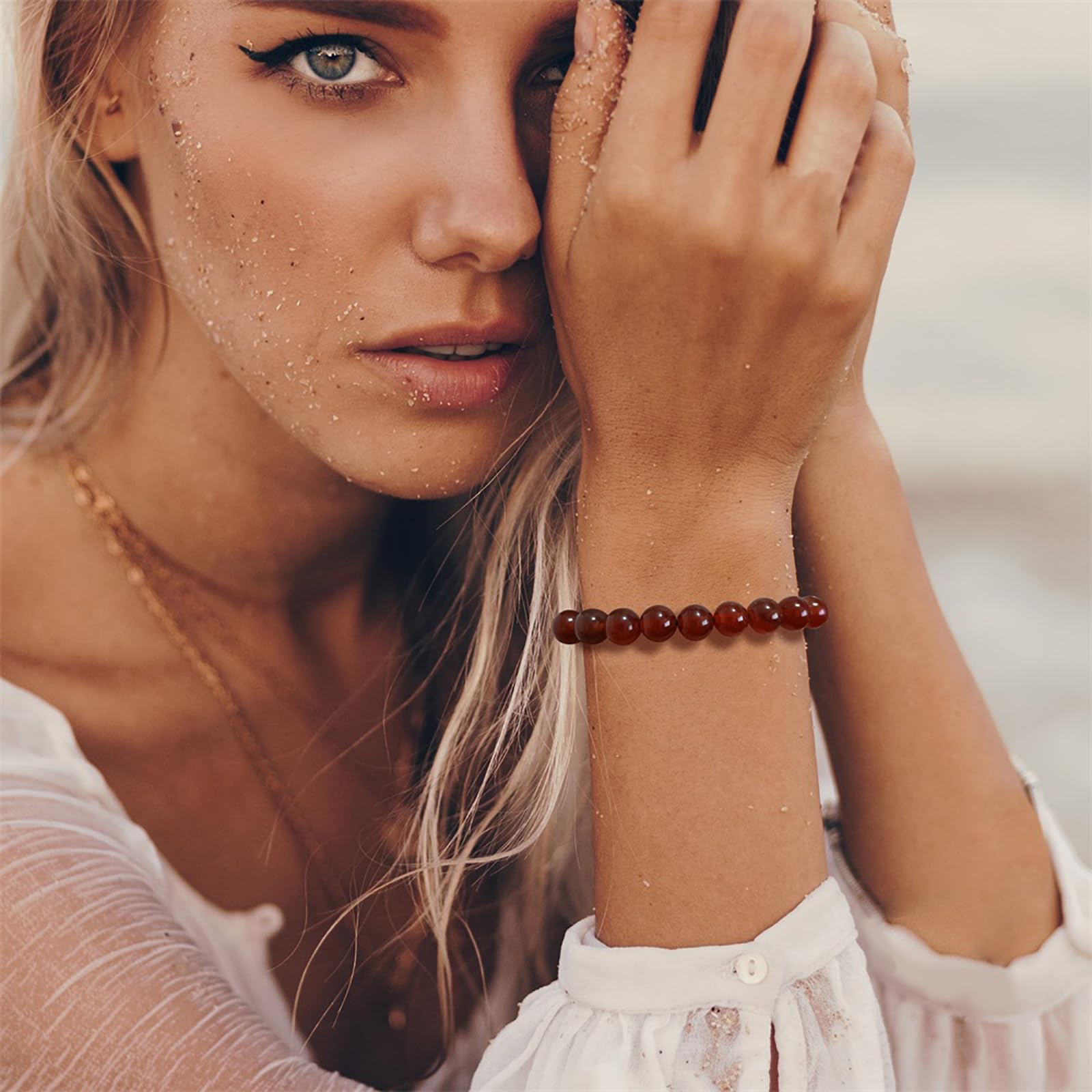 Bracelet Lit Wall Citrine ajustable avec cordon tressé pour tous les poignets féminins.