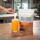 Live Conscious Collagène Peptides, doseuse pratique pour l’ajout quotidien.