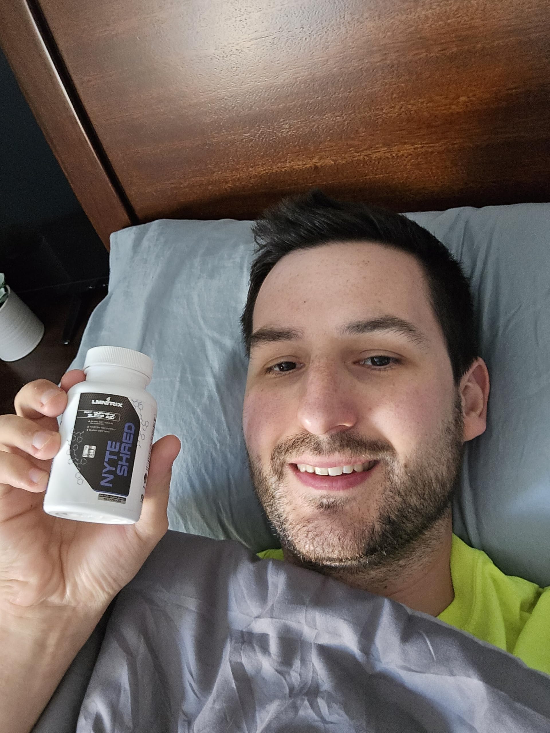 LMNITRIX Ashwagandha et Valériane: ingrédients pour détente nocturne.