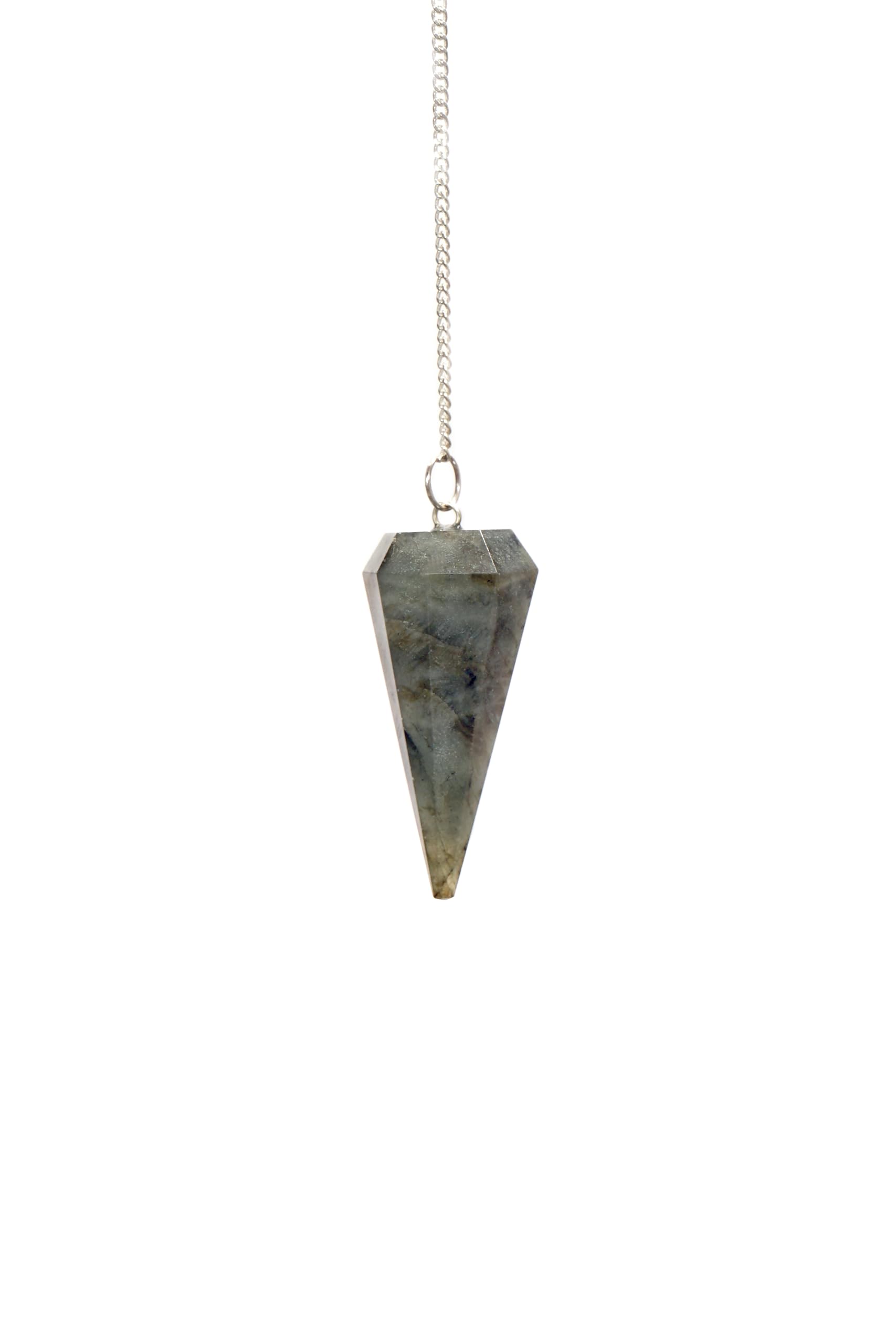 Pendule-labradorite-chaine par L PEDRA & CRYSTAL – manipulation fluide et énergie ciblée.