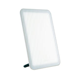 Lumie Vitamin L, lampe thérapeutique portable pour énergie quotidienne et concentration.
