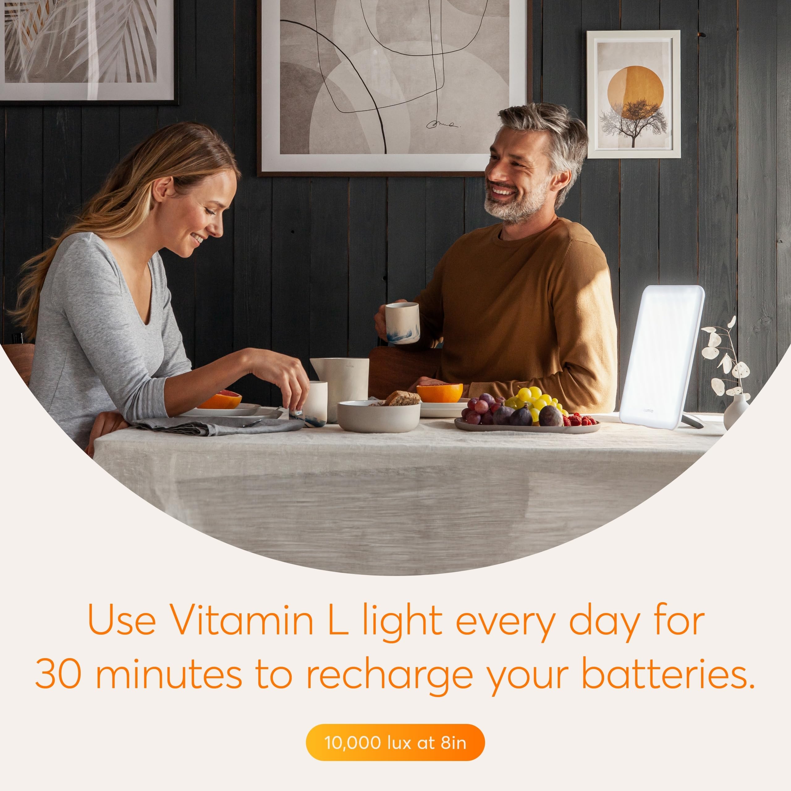 Lumie Vitamin L, LED blanc froid pour lumière naturelle et nette.