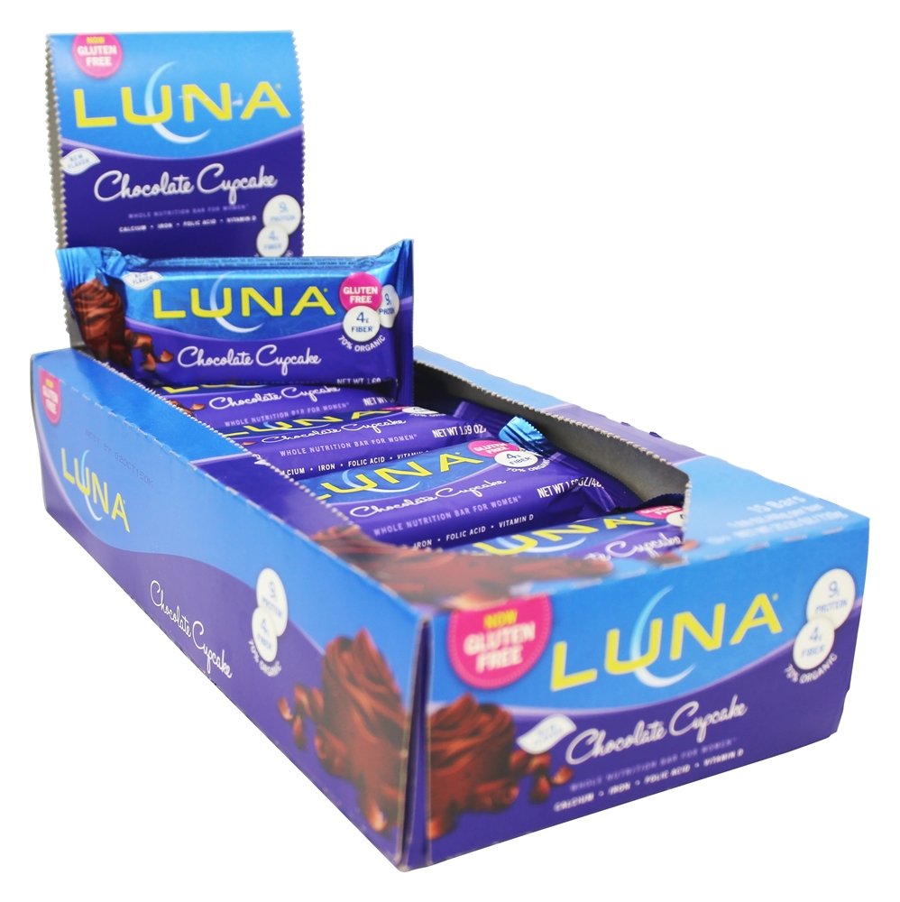 Snacking au bureau avec la barre LUNA Chocolat Cupcake