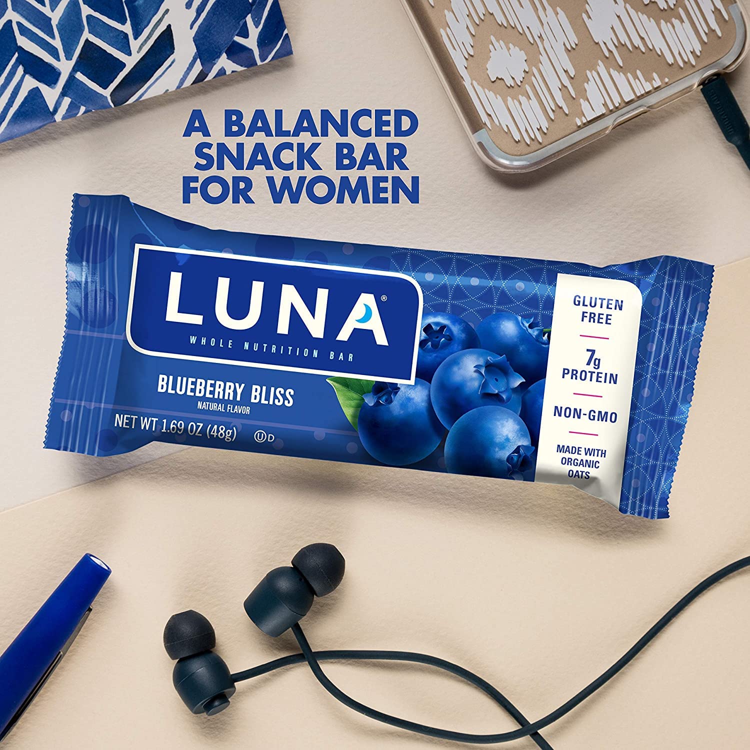 Collation LUNA Bar en déplacement, pratique et savoureuse.
