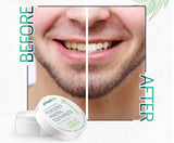 LuxProdX Primal Dirty Mouth Toothpowder - application lors du brossage pour une sensation mentholée.