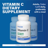 Tablettes MAJOR Vitamin C 250 mg dans un verre d eau prêt à prendre.