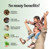 Maple Holistics Stick répulsif en action, utilisé en extérieur en famille.