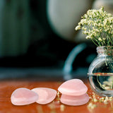 Marrywindix: méditation facilitée grâce à la pierre rose, pour un esprit calme.