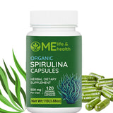 ME LIFE & HEALTH spiruline capsules dans la bouteille, source de protéines végétales et vitamines.