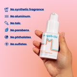 Megababe Poudre polyvalente: usage de la tête aux pieds sur tout le corps.