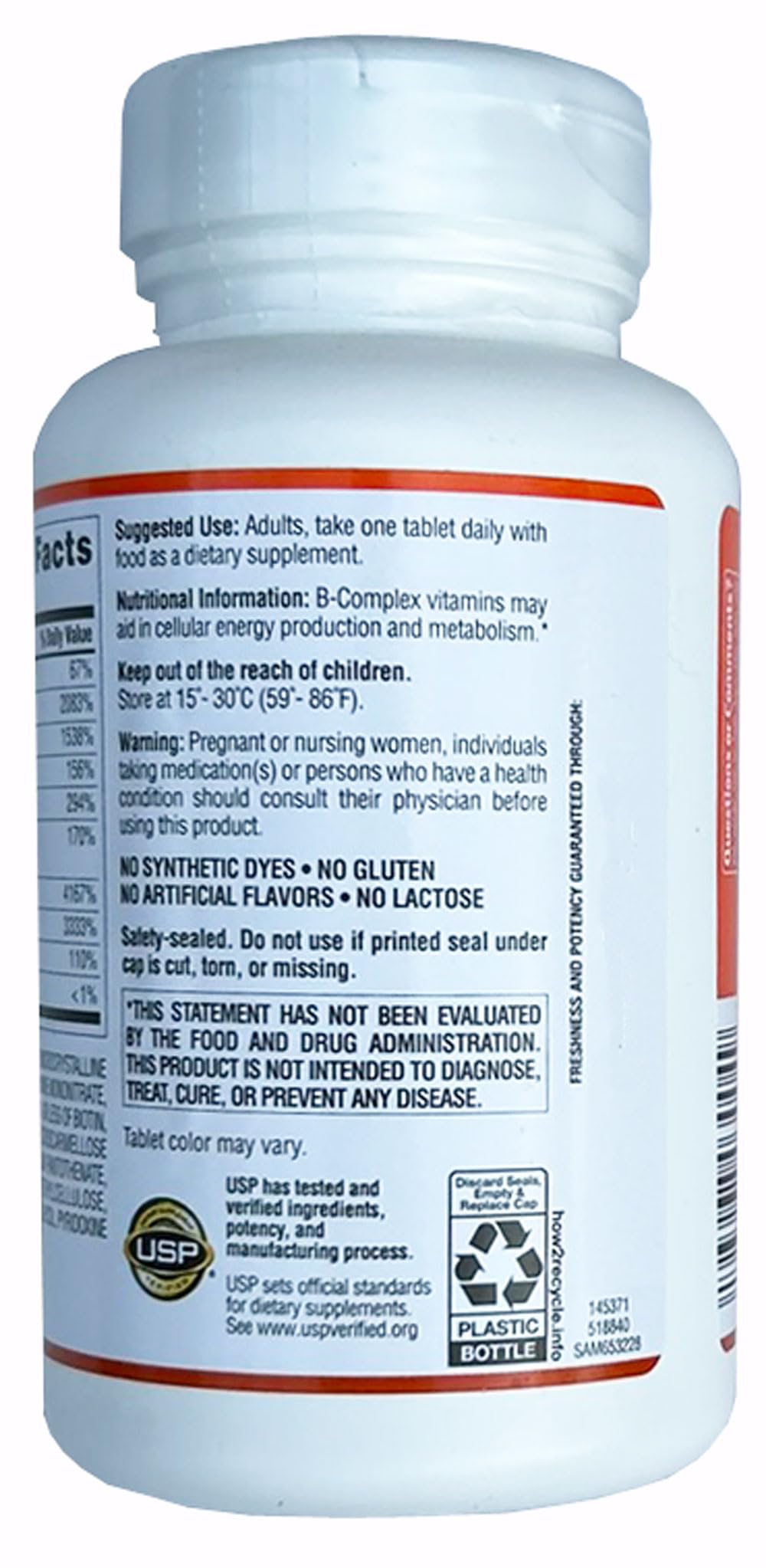 Capsules Members Mark Super B-Complex empilées, faciles à avaler