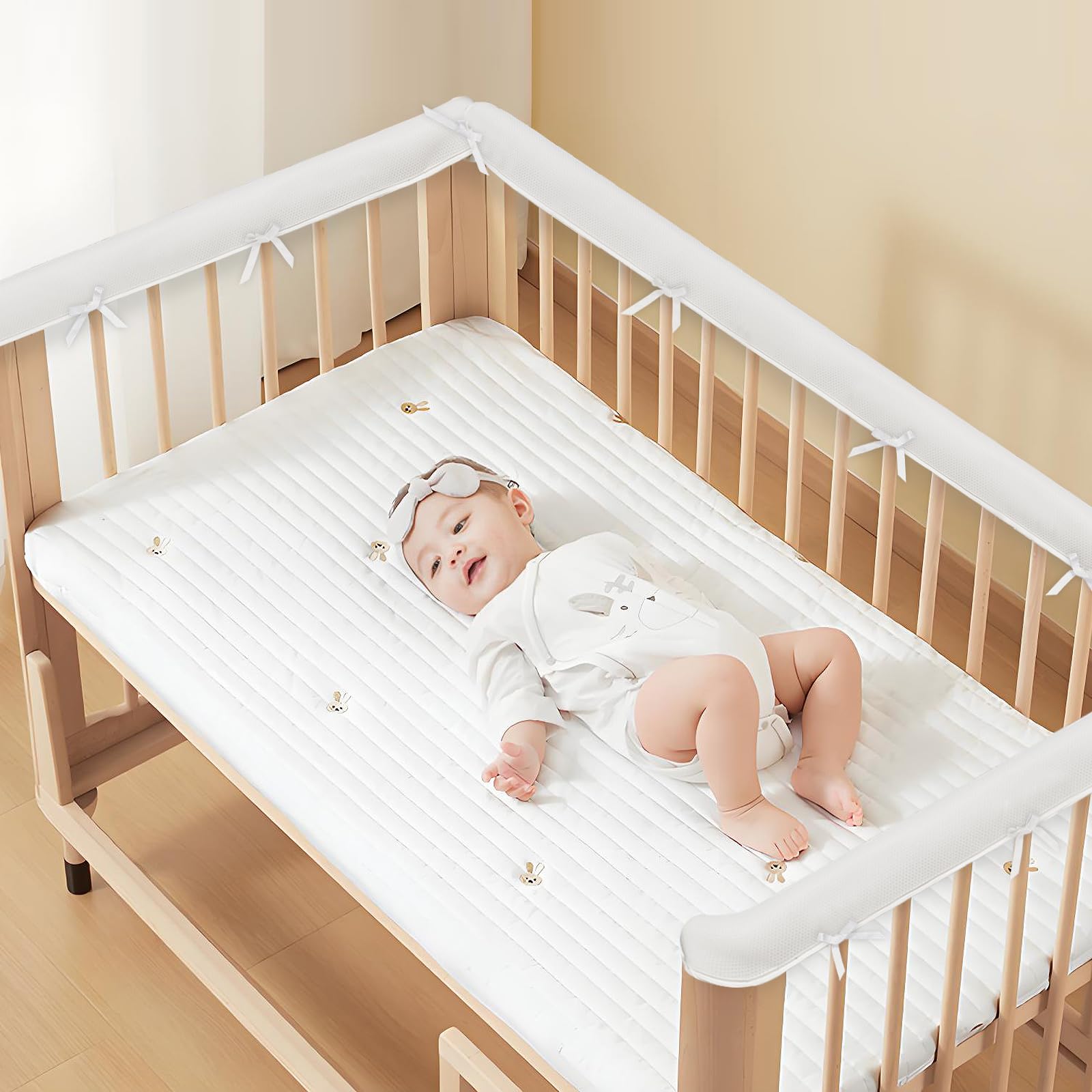 Ensemble mesh couverture blanc avec trois bandeaux, respiration agréable et espace sûr