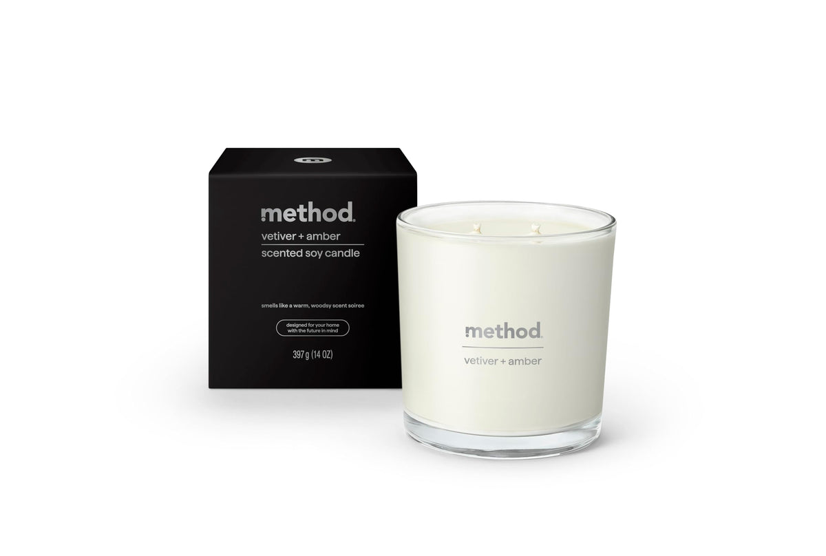 Bougie Method Premium Vetiver et Ambre – 2 mèches pour une ambiance chaleureuse durable.