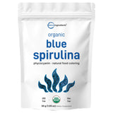 Micro Ingredients poudre spiruline bleue dans un smoothie, couleur vive.
