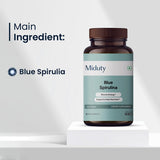 Miduty Palak Notes Blue Spirulina: scène petit-déjeuner inspirant énergie douce.