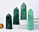 MOGEMT fluorite vert obélisque cadeau idéal pour les passionnés de pierres naturelles.