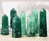 MOGEMT fluorite vert obélisque renforçant les rites spirituels et les routines quotidiennes.