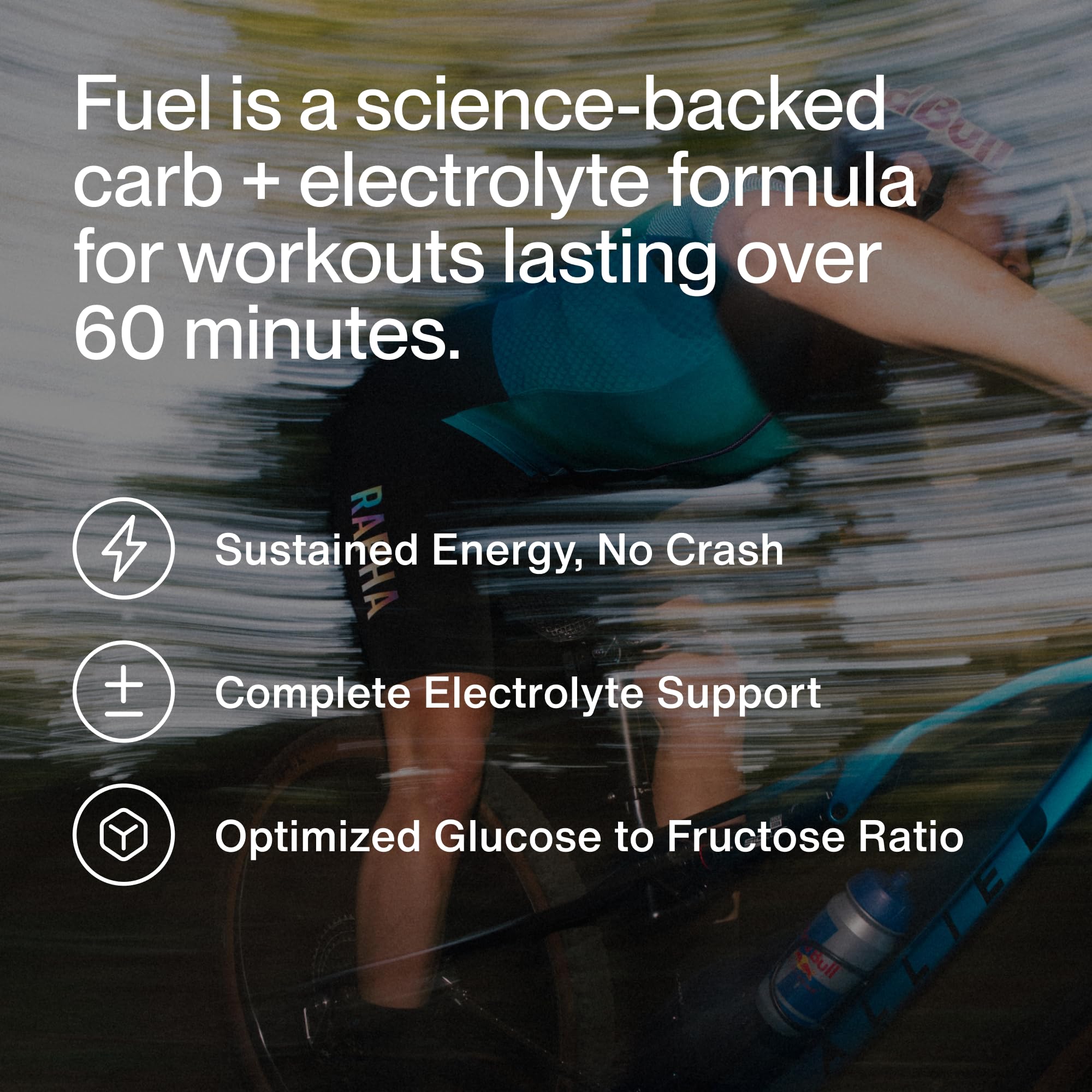 Gobelet Momentous Fuel en action pendant l’hydratation.