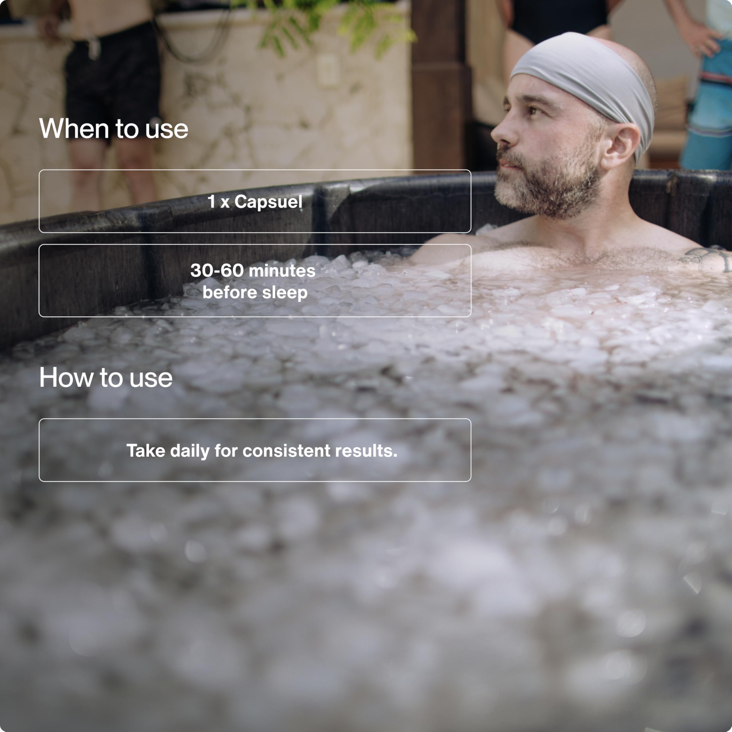 Momentous L-Theanine: gélules visibles et capsules ouvertes démontrant le dosage pratique.