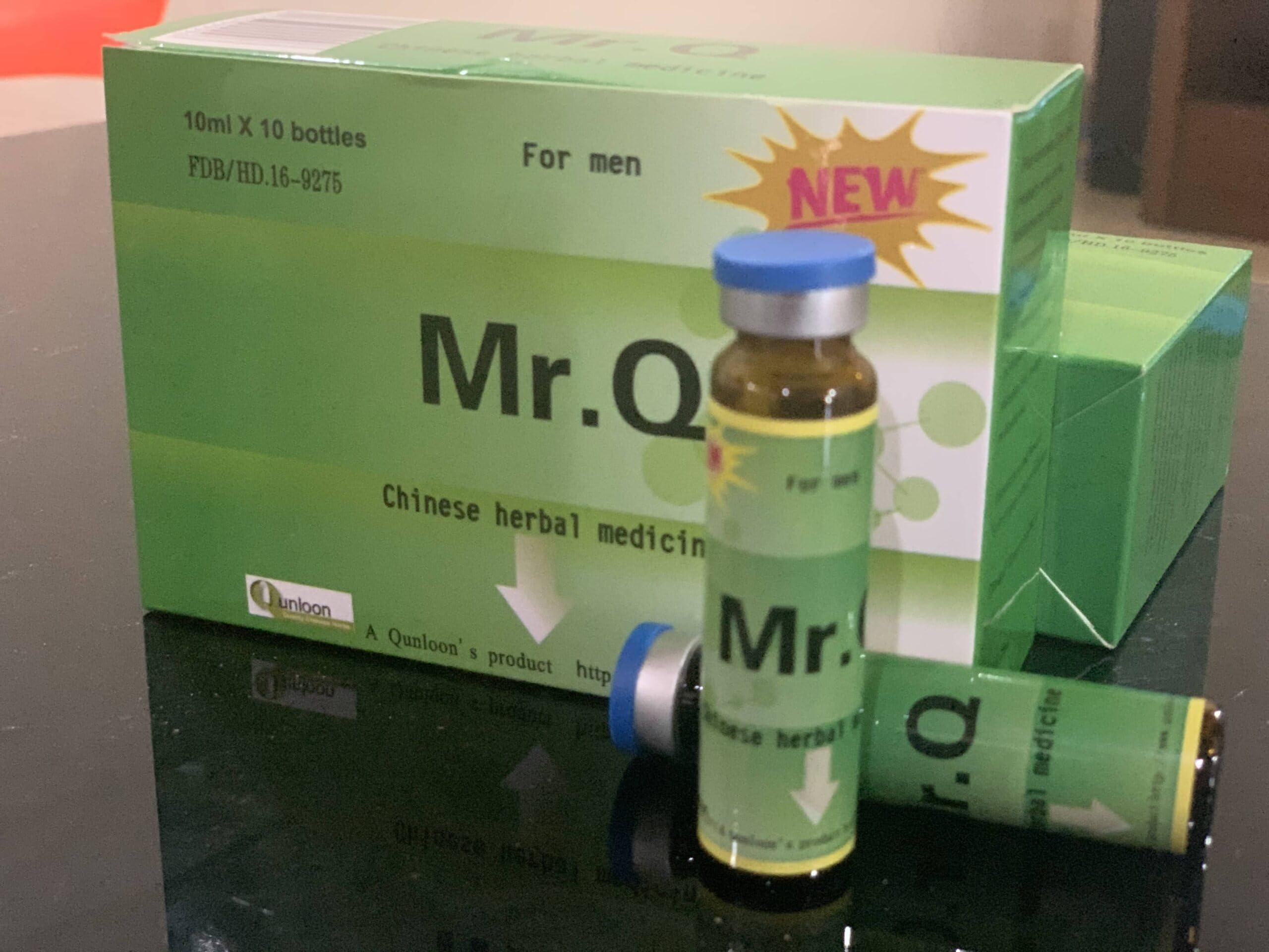 Mr. Q flacon portable, prêt à accompagner votre routine.