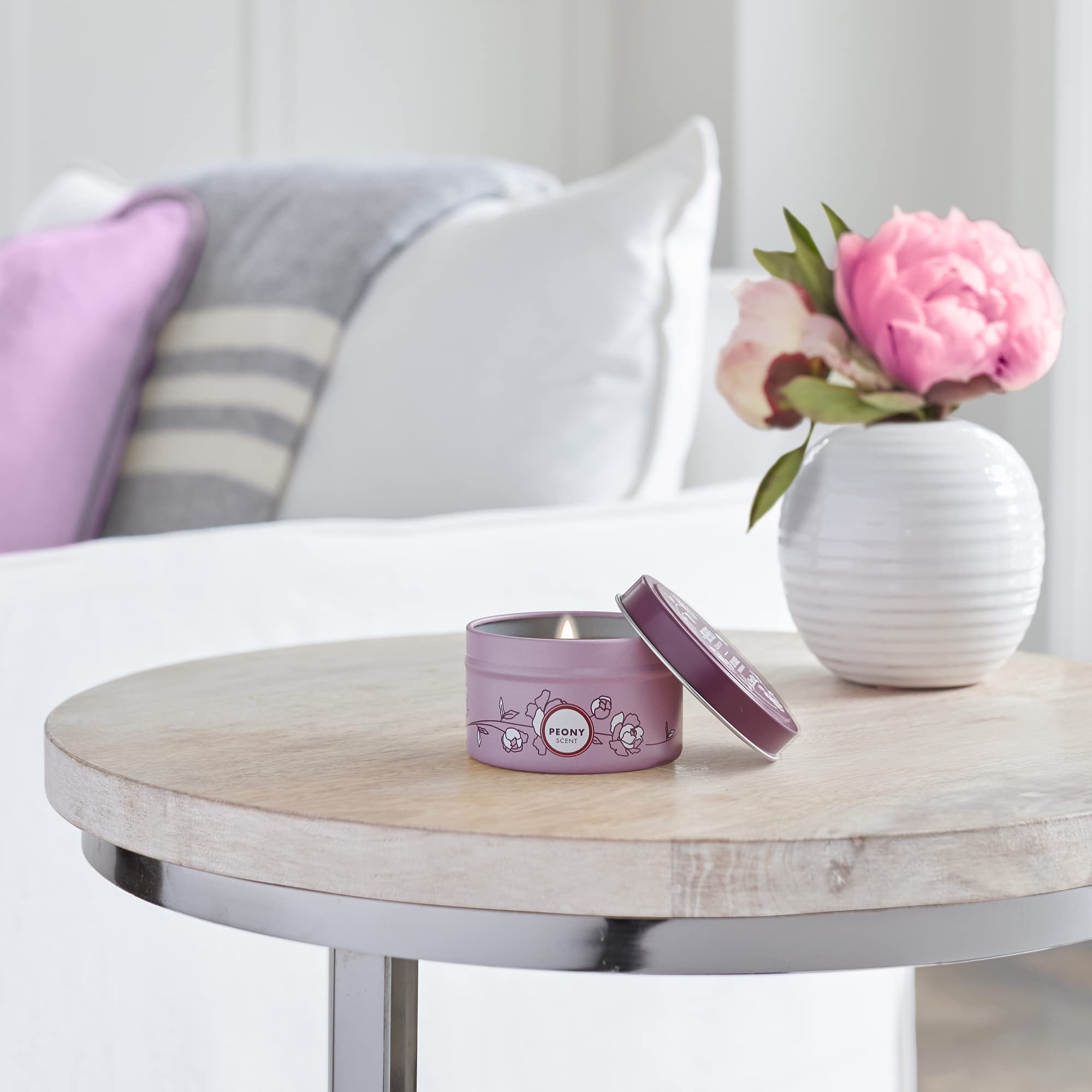 Format compact 2,9 oz, pratique pour emporter l'arôme avec Mrs. Meyer's Clean Day.