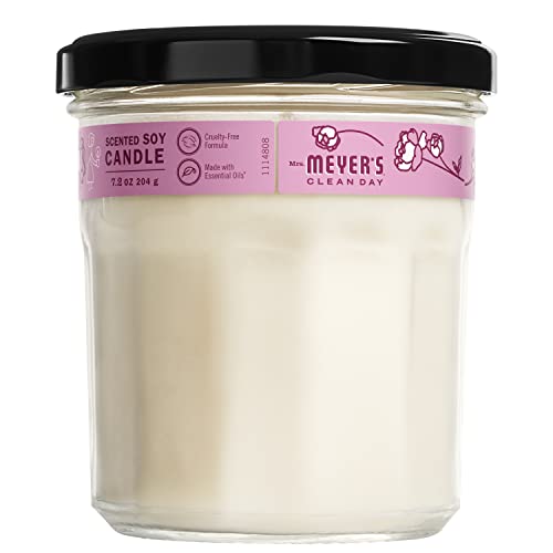 Flamme bougie soja Mrs. Meyer's Clean Day éclairant l'espace